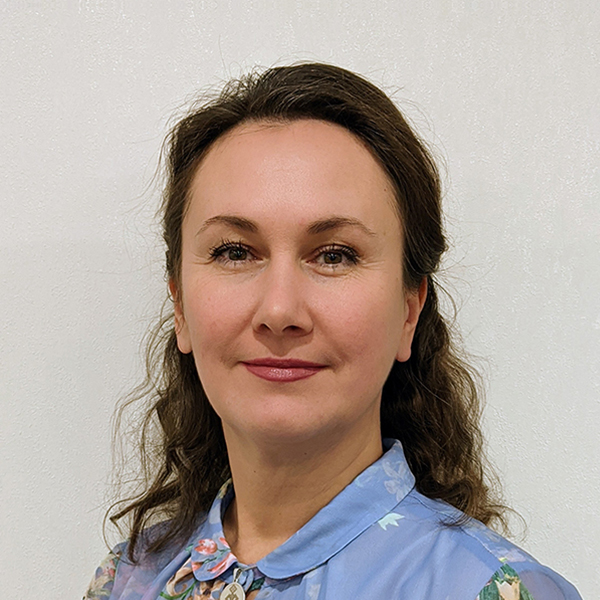 Антонина Сахапова